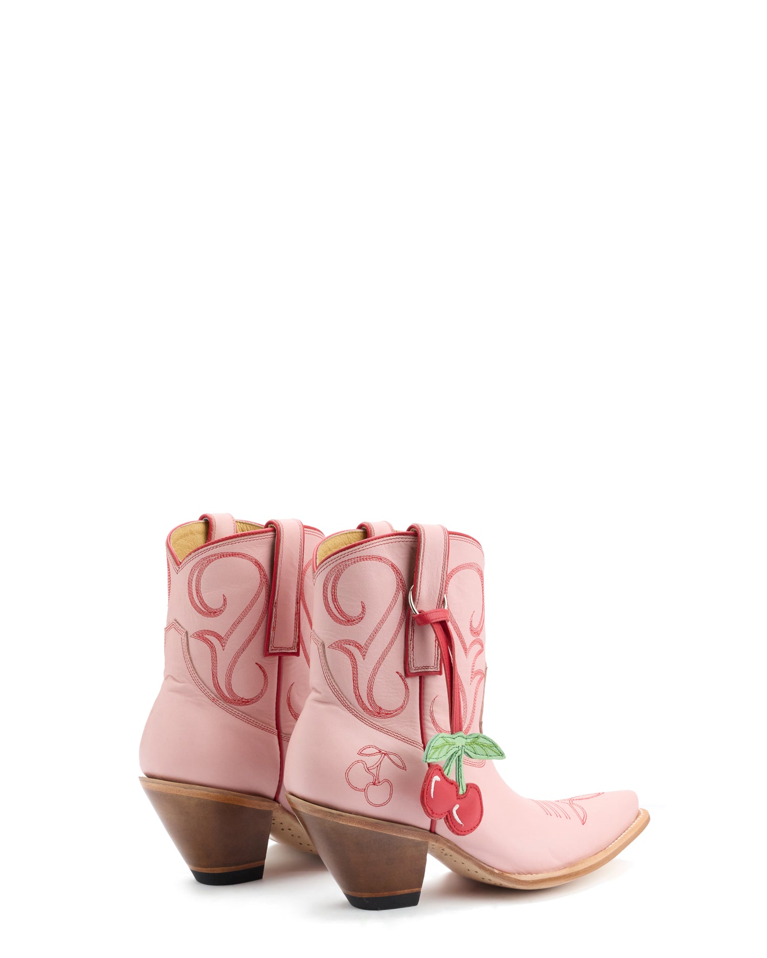 CHERRY SHORT
