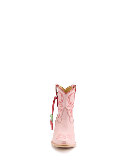 CHERRY SHORT