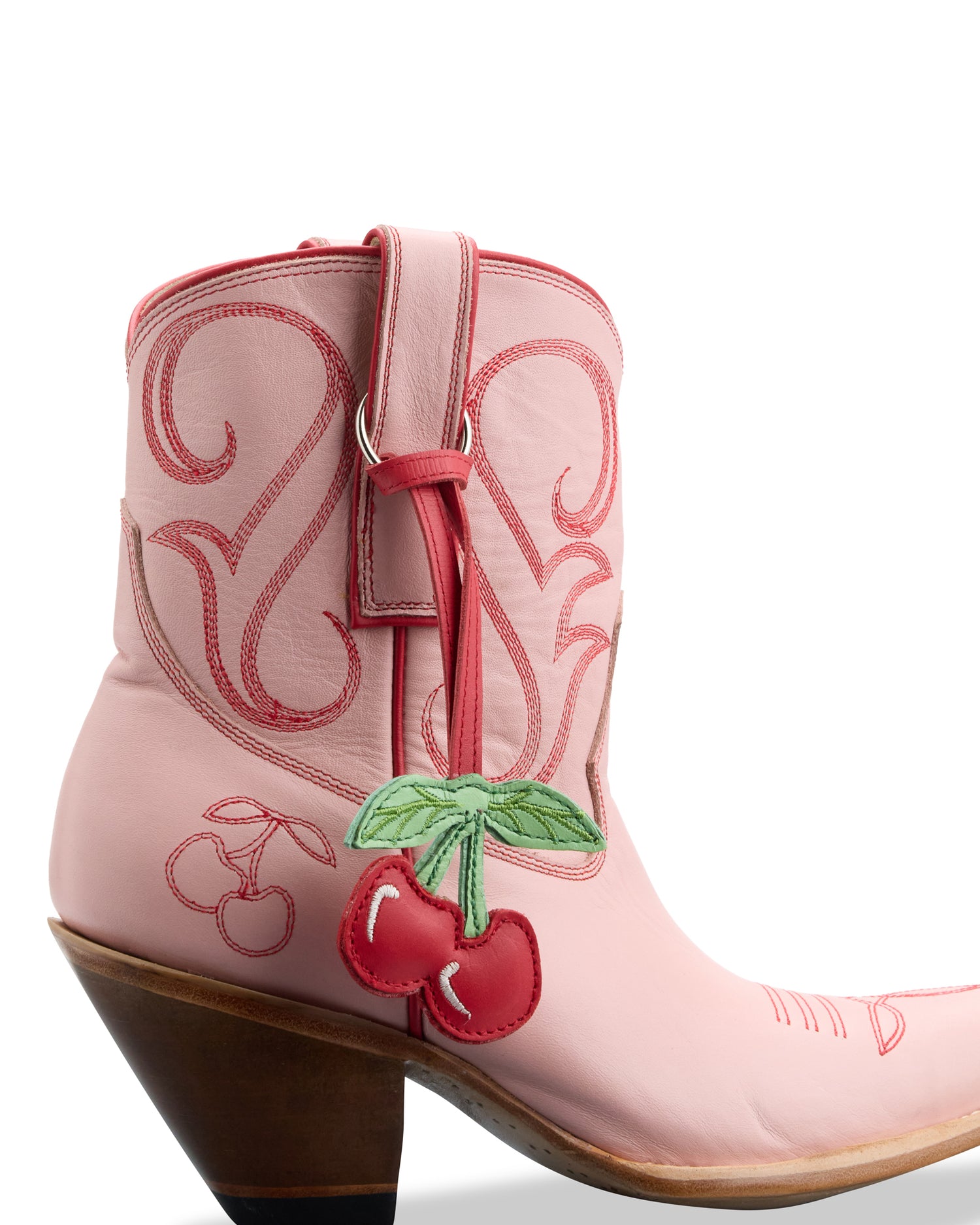 CHERRY SHORT